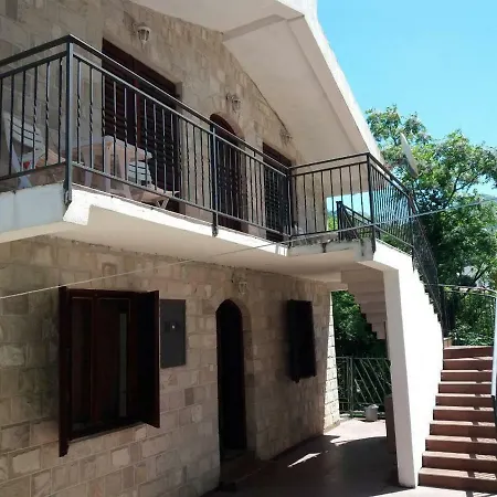 Apartments Radulovic Сутоморе Экстерьер фото